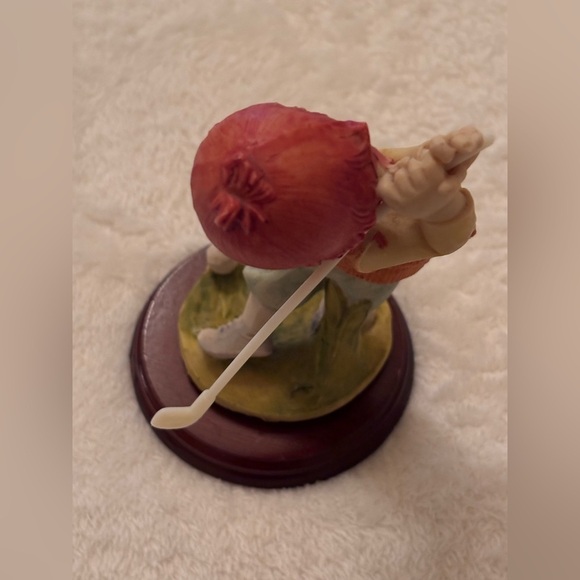 Charming Golfing Child Figurine - Multicolor - Picture 9 of 14